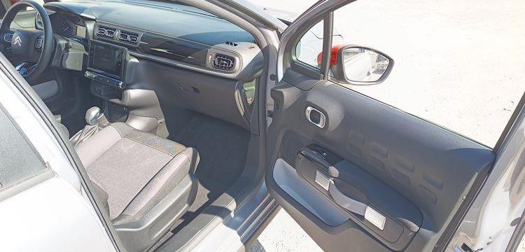 CITROEN C3 1.2 PURETECH 110 SHINE EAT – ESSENCE – 8542 KMS – ANNEE 2022 GRIS PZ2M357