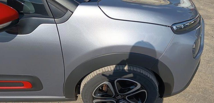 CITROEN C3 1.2 PURETECH 110 SHINE EAT – ESSENCE – 8542 KMS – ANNEE 2022 GRIS PZ2M357