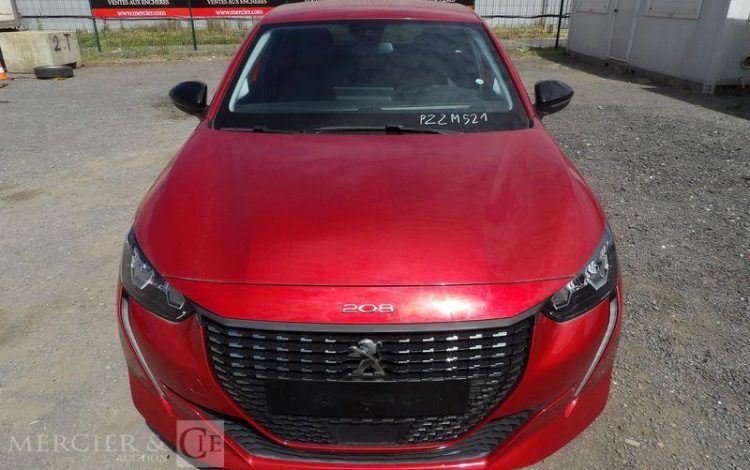 PEUGEOT 208 1,2 PURE TECH – ESSENCE – 16582 KMS ROUGE PZ2M521