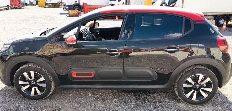 CITROEN C3 1.2 PURETECH 110 SHINE EAT – ESSENCE – 14114 KMS – ANNEE 2023 NOIR PZ2X738
