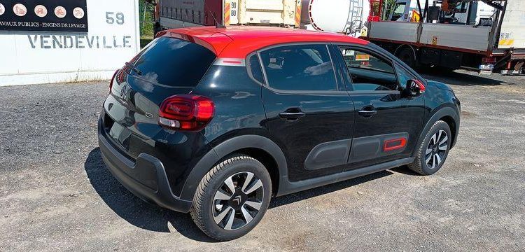 CITROEN C3 1.2 PURETECH 110 SHINE EAT – ESSENCE – 14114 KMS – ANNEE 2023 NOIR PZ2X738