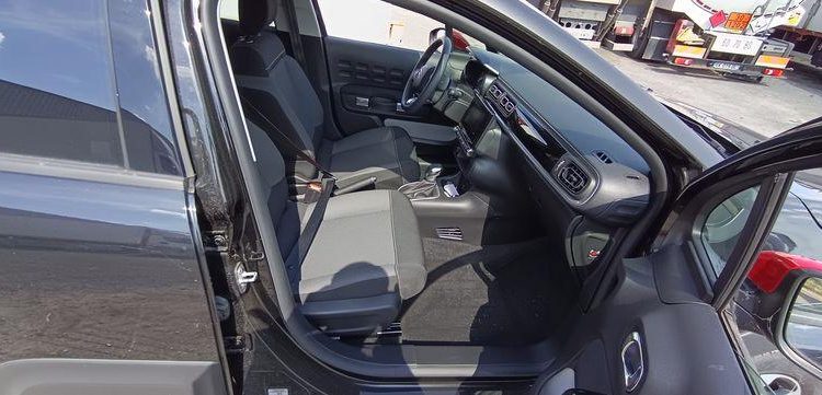 CITROEN C3 1.2 PURETECH 110 SHINE EAT – ESSENCE – 14114 KMS – ANNEE 2023 NOIR PZ2X738