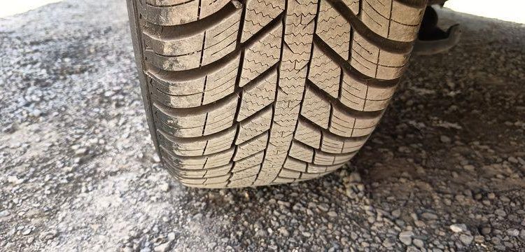 CITROEN C3 1.2 PURETECH 110 SHINE EAT – ESSENCE – 14114 KMS – ANNEE 2023 NOIR PZ2X738