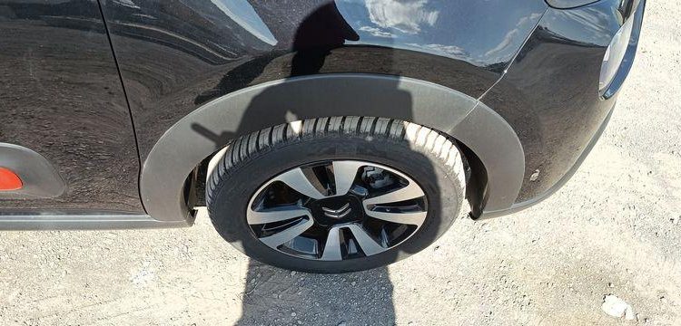CITROEN C3 1.2 PURETECH 110 SHINE EAT – ESSENCE – 14114 KMS – ANNEE 2023 NOIR PZ2X738