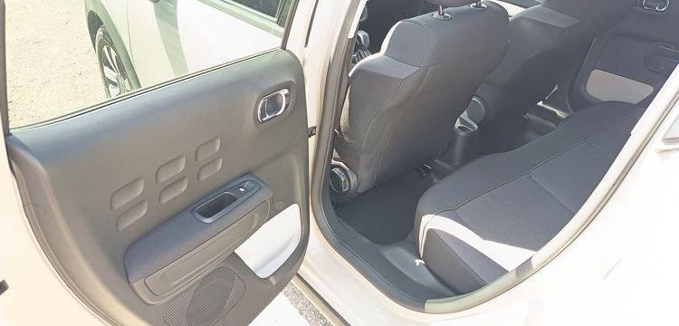 CITROEN C3 1.2 PURETECH 110 SHINE EAT – ESSENCE – 14650 KMS – ANNEE 2023 BEIGE PZ3G348