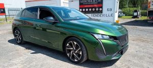 PEUGEOT 308 1.2 PURETECH 130 ALLURE PACK EAT – ESSENCE 22523 KMS – ANNEE 2023 VERT PZ3G370