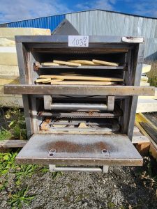 Autre Lot de 3 chariots roulants  103