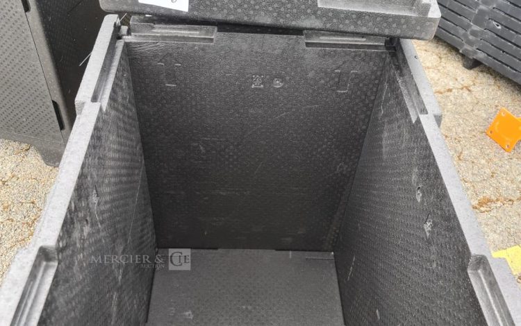 Autre Caisson de transport et de stockage frigorifique 100cm x 70cm x 103h  93