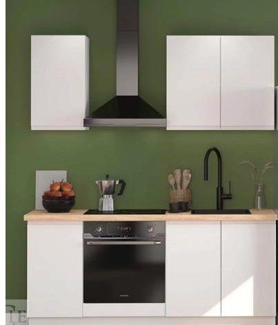 Autre Cuisine couleur blanche d’environ 180 cm ,de la marque OSKAB Important : Le clie  11