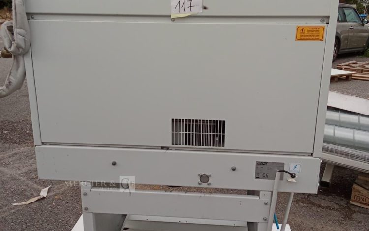 Autre Lot de rayonnage métallique  Environ 9 ml linéaires  Hauteur 1,80 m  108