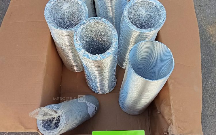 Autre Lot de gaines et conduits  ventilation / extraction  109