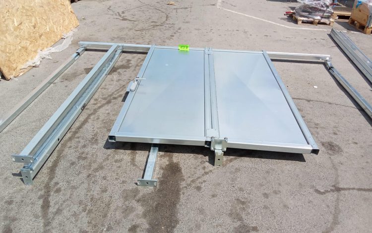 Autre Système de rangement de placard de cuisine, OSKAB.                         4 gra  128
