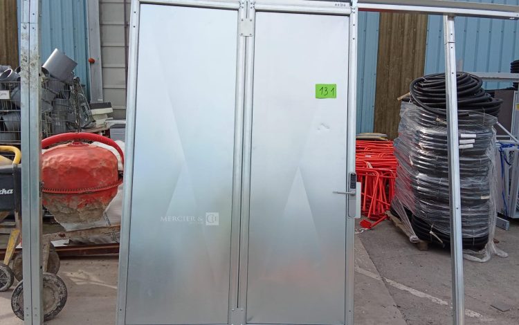 Autre Coupe carreaux de la marque WALMER MGZ 600 Article neuf , Longueur  60 cm, large  131
