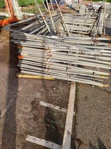 Autre Lot comprenant 24 gardes-corps  de 3 m et 2 gardes-corps  de 2 m  126