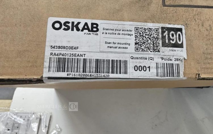 Autre Porte métallique coulissante de 240cmx250cm , ouverture 180cm avec serrure digit  127