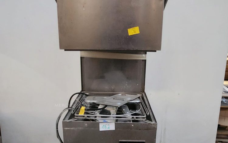 Autre Lot comprenant une banderoleuse automatique de type bras tournant de la marque N  152