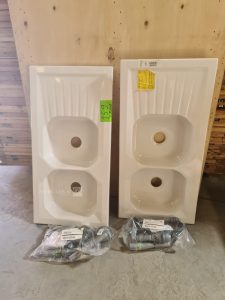 Autre Lot de 2 éviers double bac  Marque OSKAB  137