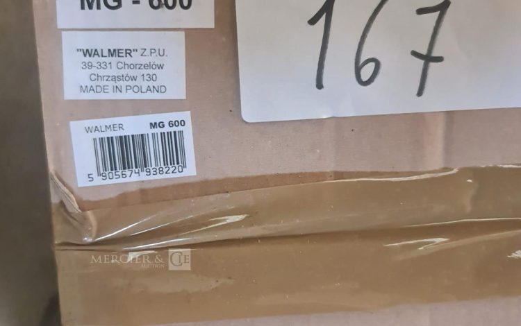 Autre Lot de rayonnage métallique  Environ 9 ml linéaires, hauteur 1,80 m  167