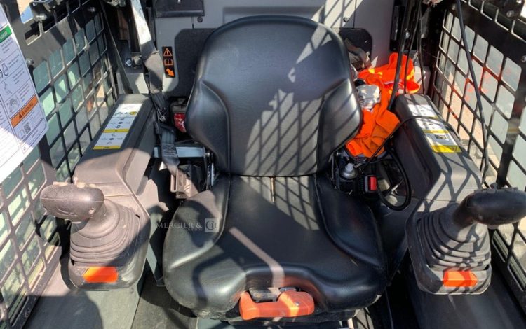 BOBCAT T66  T66
