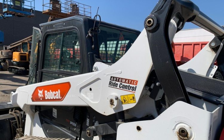 BOBCAT T66  T66