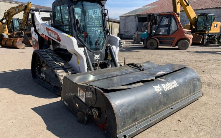 BOBCAT T66  T66