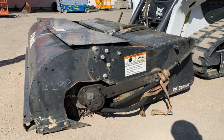 BOBCAT T66  T66