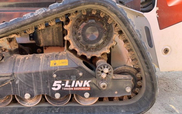 BOBCAT T66  T66