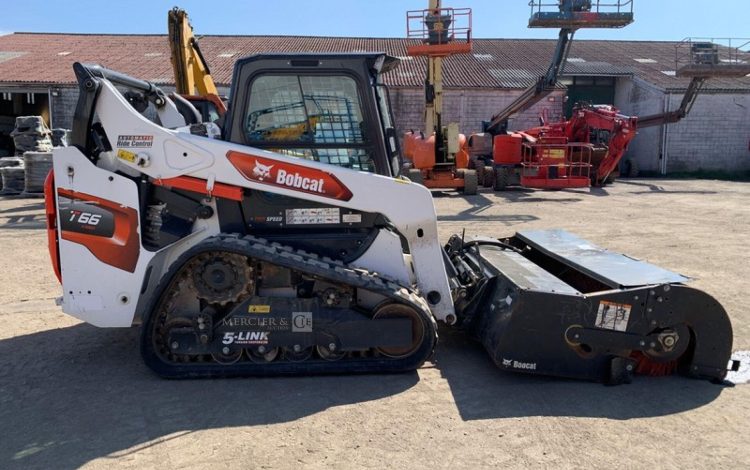 BOBCAT T66  T66