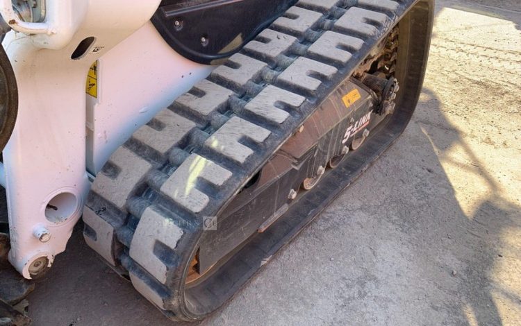 BOBCAT T66  T66