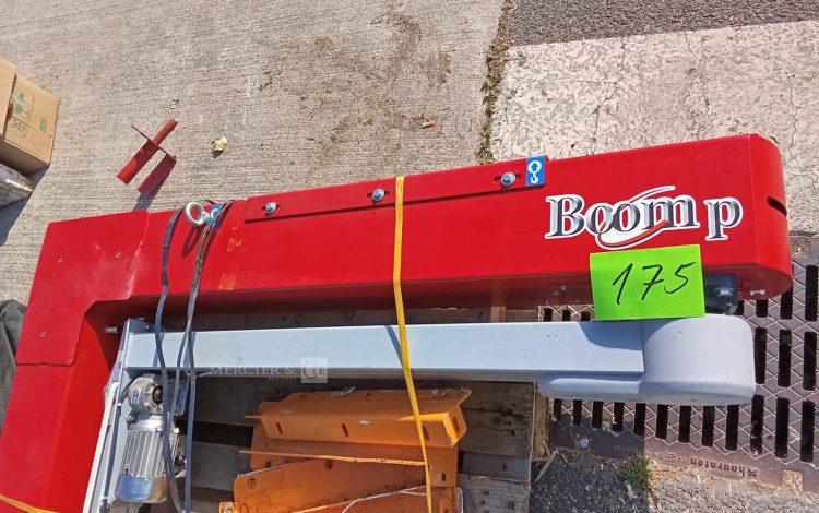 Autre Lot comprenant une banderoleuse automatique de type bras tournant de la marque N  152