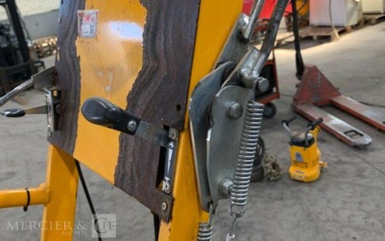 LASKI F460/18  DES010156