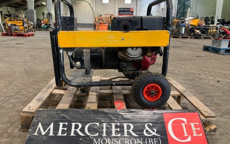 SDMO HX6000  GRO010139