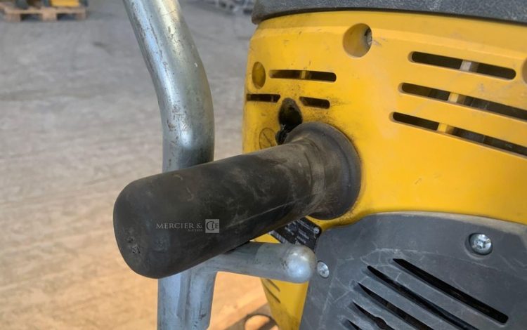 WACKER NEUSON BH65  PIQ011042