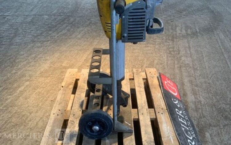 WACKER NEUSON BH65  PIQ011042