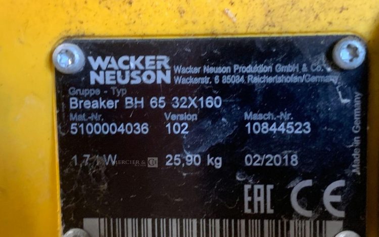 WACKER NEUSON BH65  PIQ011042