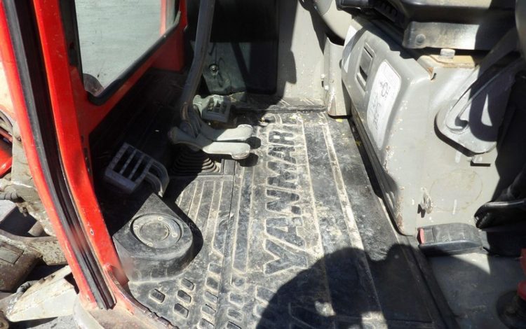 YANMAR VIO25-4  167951