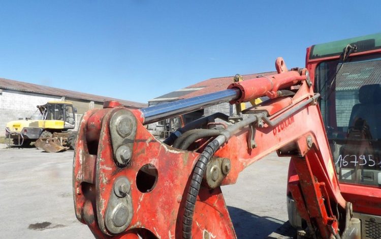 YANMAR VIO25-4  167951