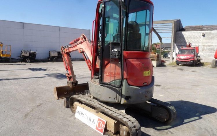 YANMAR VIO25-4  167951