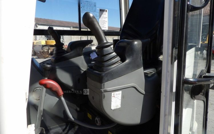 VOLVO ECR38  198203