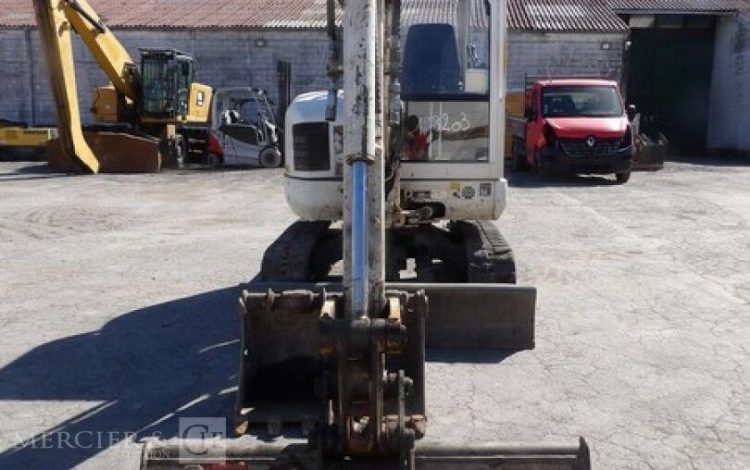 VOLVO ECR38  198203
