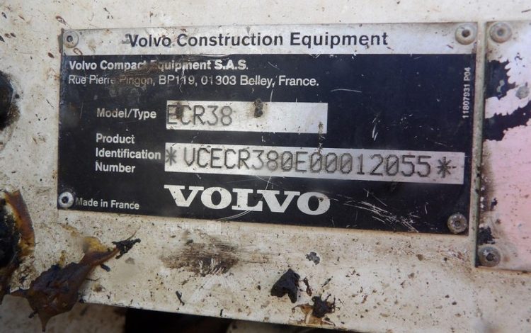 VOLVO ECR38  198203