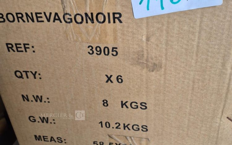 Autre Lot de rayonnage métallique  Environ 9 mètres linéaires (Hauteur 1,80 m)  176