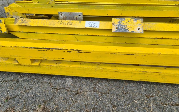 Autre Lot de 18 protège racks , simples  158