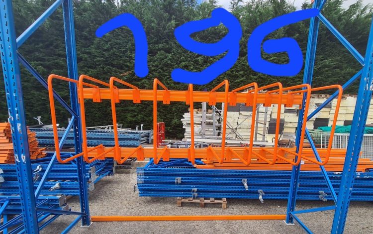 Autre Lot de 24 arceaux de protection pour racks de stockage  de 90cm x 70cm. Structur  168