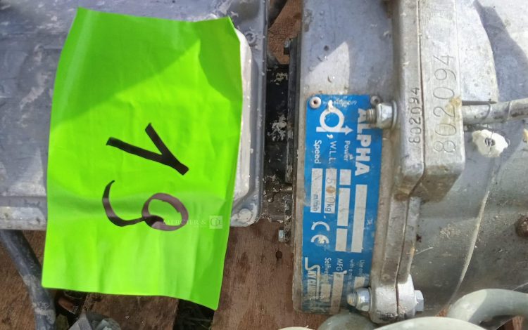Autre Lot de 3 moteurs de levage SKYCLIMBER avec câbles  équipement pour échafaudage  17