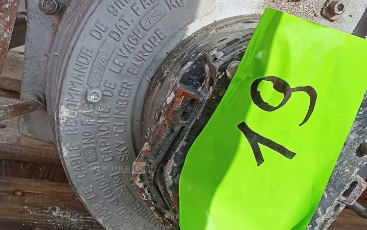 Autre Lot de 3 boîtiers de chantier pour compteurs électriques  19
