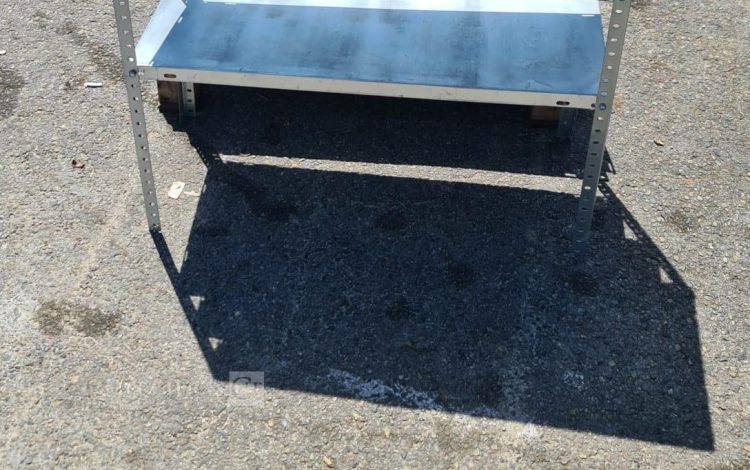 Autre Lot de 13 racks de stockage  75 x 30 x 75 cm (HxLxP) + 1 rack métallique offert  173
