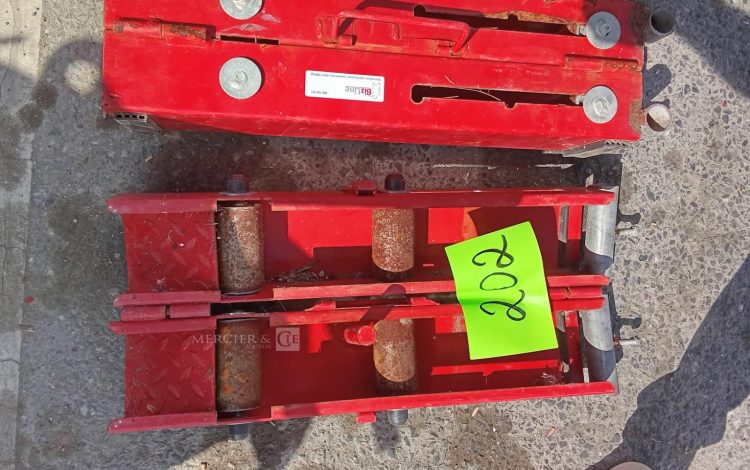Autre Dérouleur sabots pour tourets de câble 300KG , marque BEZLINE  174