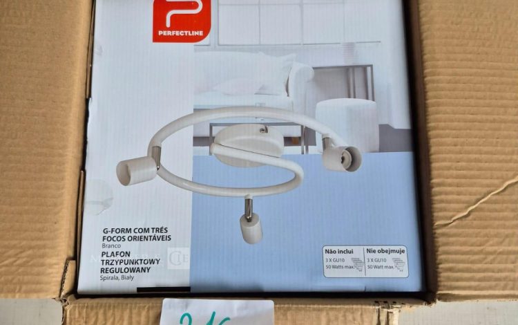 Autre Lot de 24 arceaux de protection pour racks de stockage  de 100cm x 90cm. Structu  216