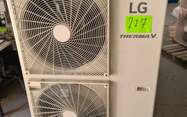 Autre Pompe à chaleur unité extérieure Therma V marque LG , HU161HAU33 Appareil endomm  187